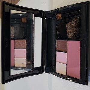 Mary Kay  face pallette